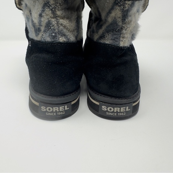 Sorel “Newbie” Suede Boots - Picture 7 of 8